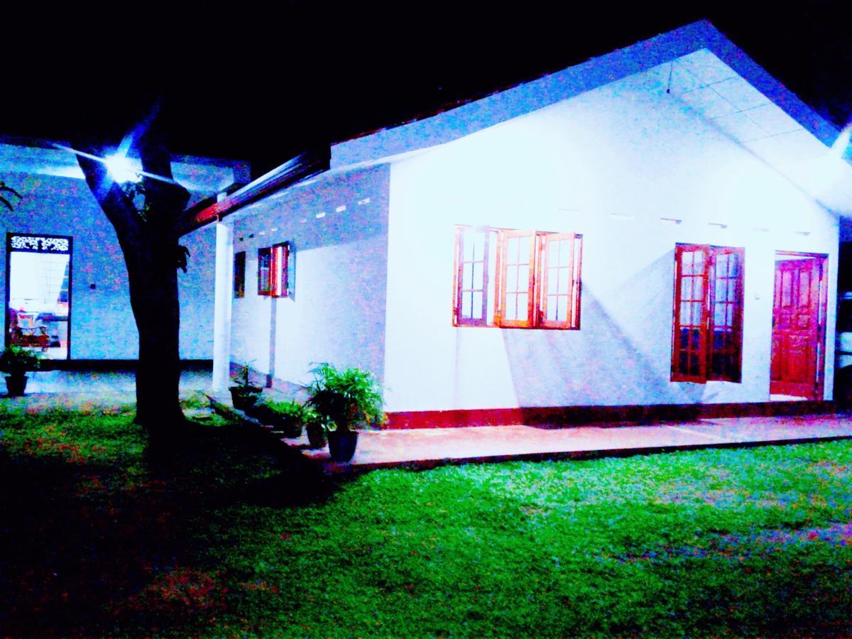 Sanithu Homestay And Villa Galle Exteriér fotografie